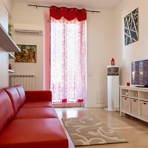 https://alloggio-novoli.it-tuscanyhotel.com